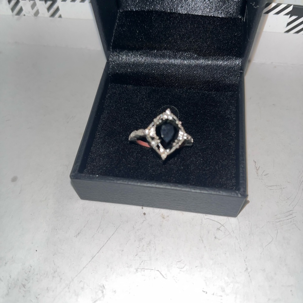 Drip Doctors Black Pear Halo Ring with Pavé Split Shank - Picture 3 of 10